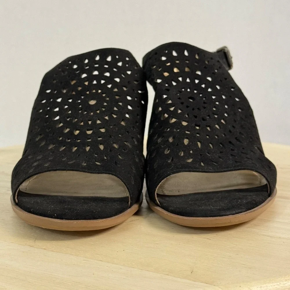 Anne Klein Women's Sandals Genevieve Black Ankle Strap Buckle Mint Heels Size 7M